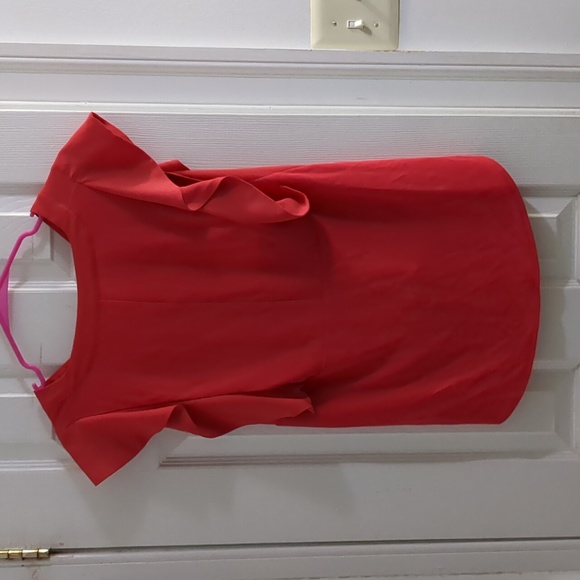 Ann Taylor Pink/Red V neck flutter sleeve blouse, Size Small - Picture 3 of 3